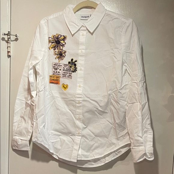 Desigual Women's Newspaper Patch Shirt ~ XS - Picture 1 of 12